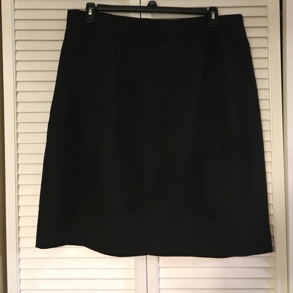 Light Weight Navy Blue Polyester Skirt