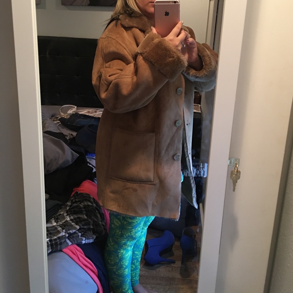 ⚡️FLASH SALE! 24HRS⚡️Faux Fur Heavy Coat