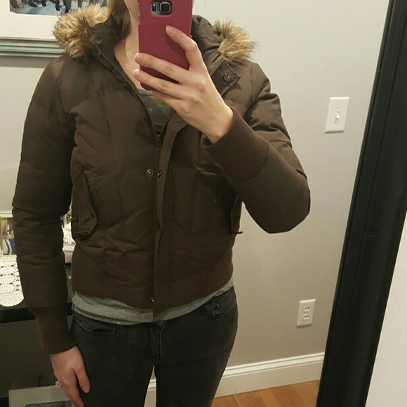 Calvin Klein puffer coat with fur hood - Picture 5 of 7