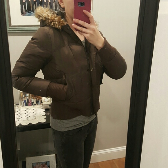 Calvin Klein puffer coat with fur hood - Picture 6 of 7