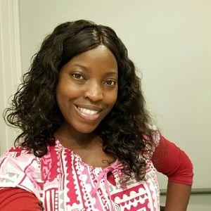 Meet your Posher, Felicia