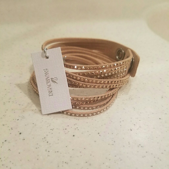 *NWT* Swarovski Bracelet