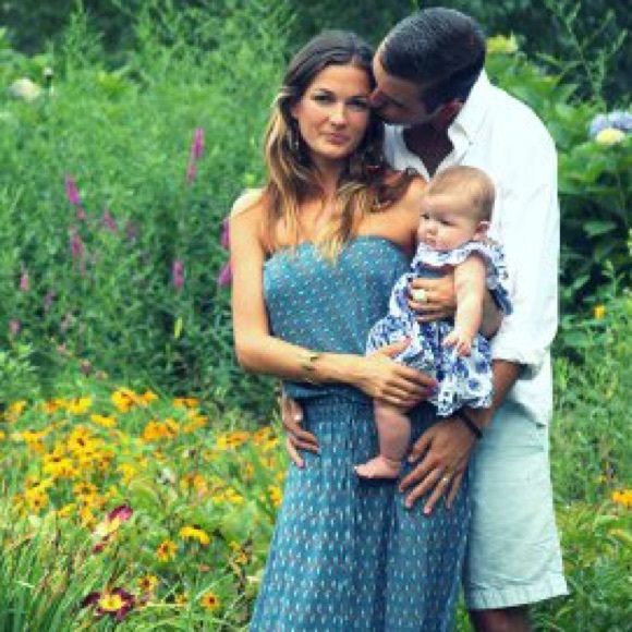 Meet your Posher, Lisa - Picture 2 of 4