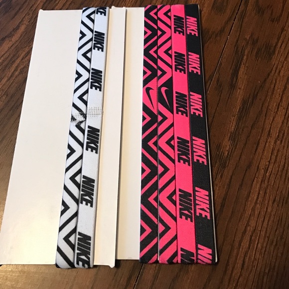 Nike printed headbands.