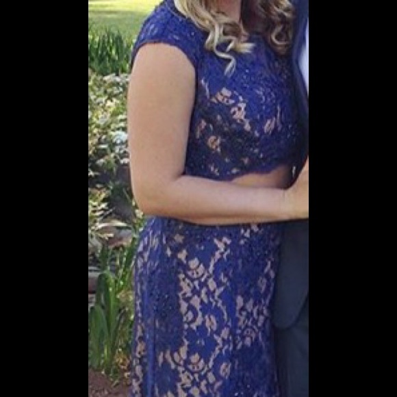 Navy lace prom dress