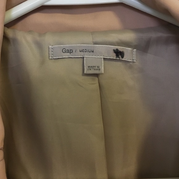 ☔️GAP Lightweight Trench Coat💨 - Picture 3 of 4