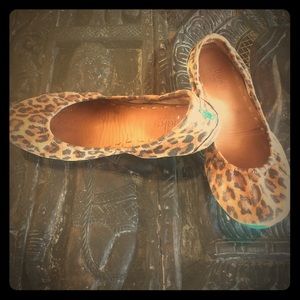 Leopard print Tieks