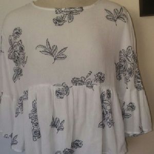 Black & white blouse