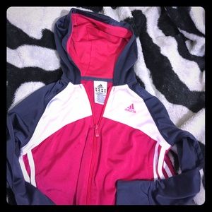 Girls Adidas zip up😊