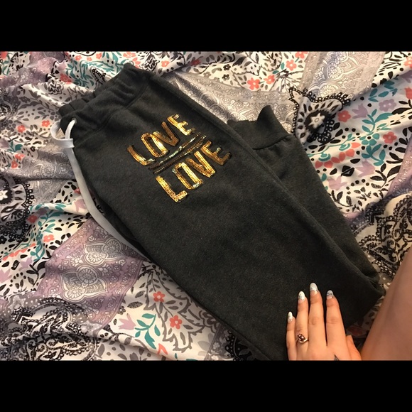 Vs sweats