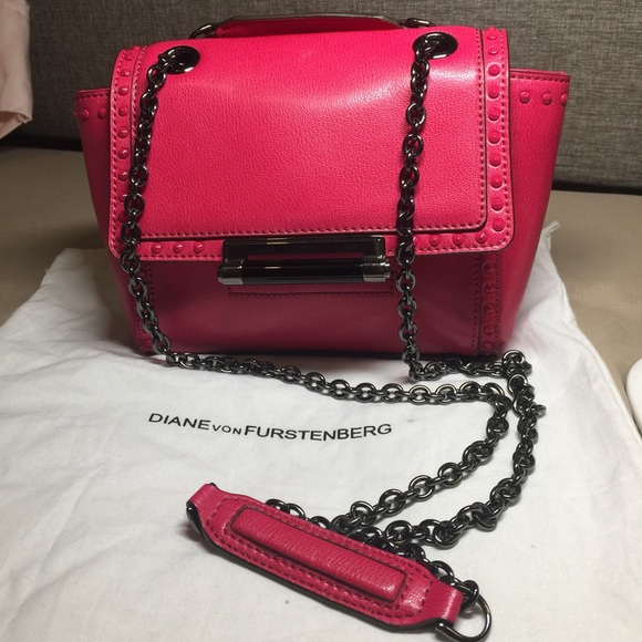 Diane Von Fuestenberg messenger bag fucsia