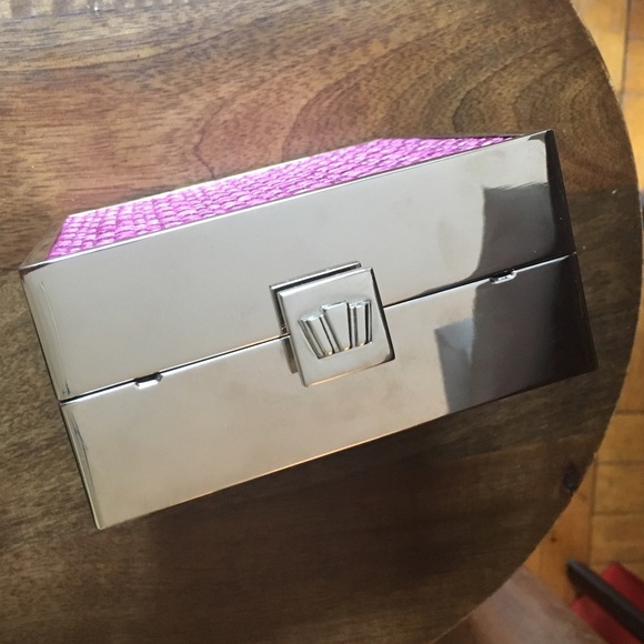 Henri Bendel Box Clutch - Picture 3 of 4