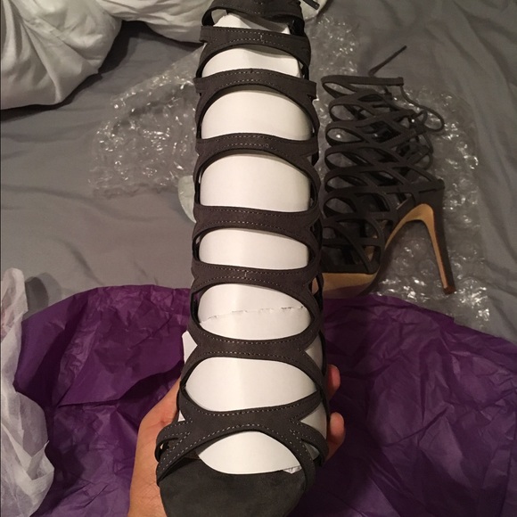 Grey heels- WILL SHIP DEC 23- in time for NYE - Picture 2 of 4