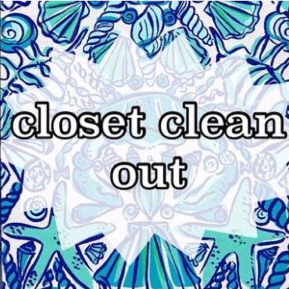 Treat yourself!!! 🎉🎉 Closet Clean Out!! 💃