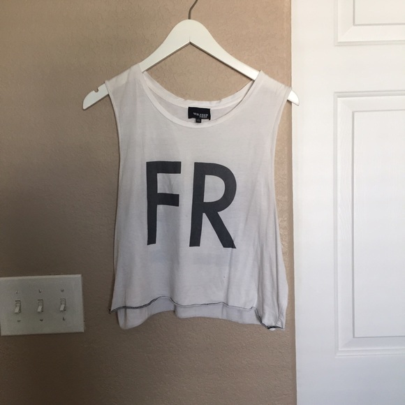 ‼️4EVER CLOSED IN 8 DAYS ‼️Wilfred Free Crop Top