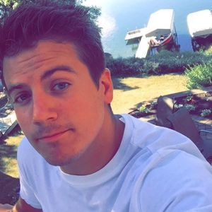 Meet your Posher, Lucas