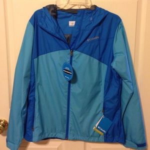 Water resistant windbreaker /jacket