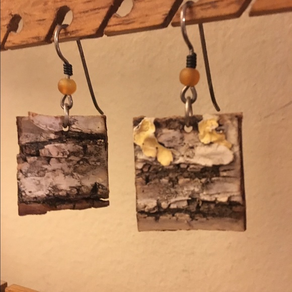 Aspen Bark Earrings - Picture 1 of 4