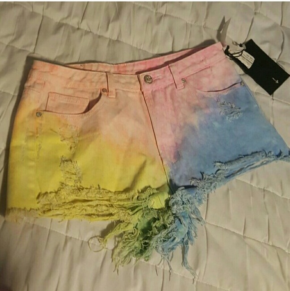 Unif distressed shorts - Picture 2 of 3