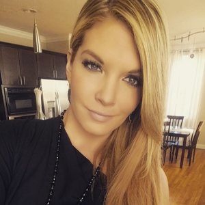 Meet your Posher, Macey