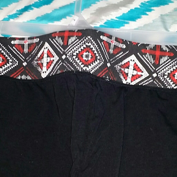 Size 1X yoga athletic pants, New - Picture 3 of 6