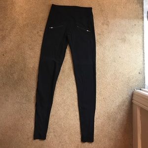Lululemon leggings size 4