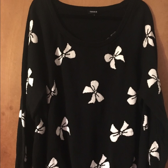 Torrid sweater