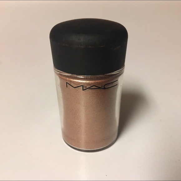 MAC Tan pigment