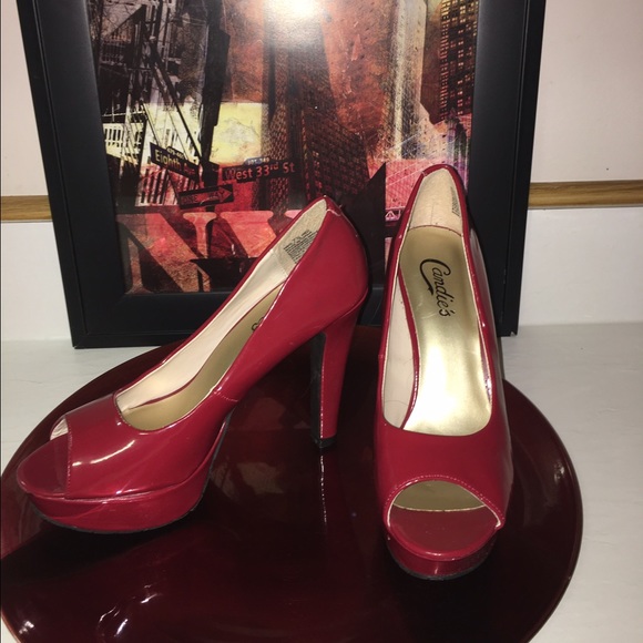 Red open toed platform heels. Great condition! - Picture 1 of 4