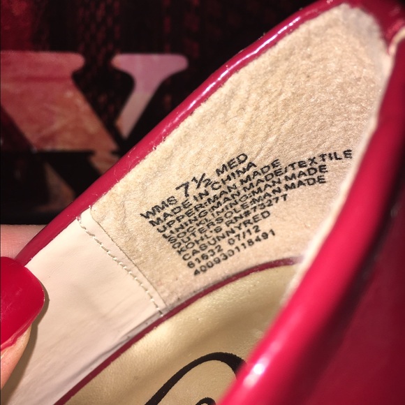 Red open toed platform heels. Great condition! - Picture 3 of 4