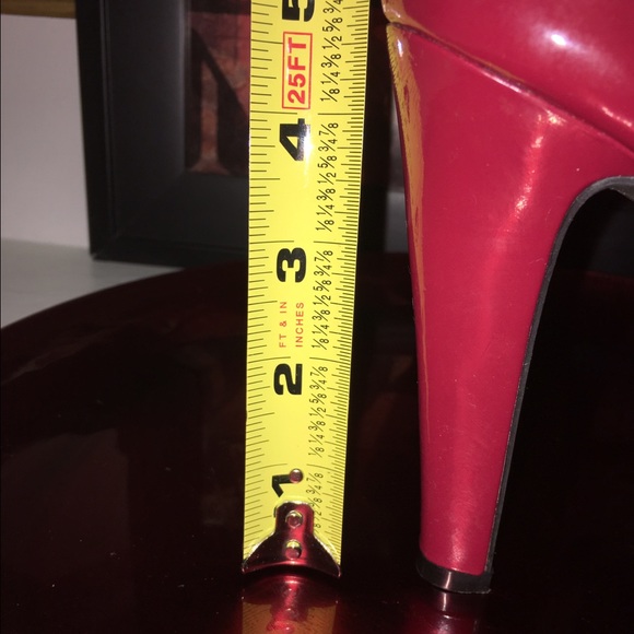 Red open toed platform heels. Great condition! - Picture 4 of 4