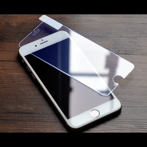 iPhone glass screen protector