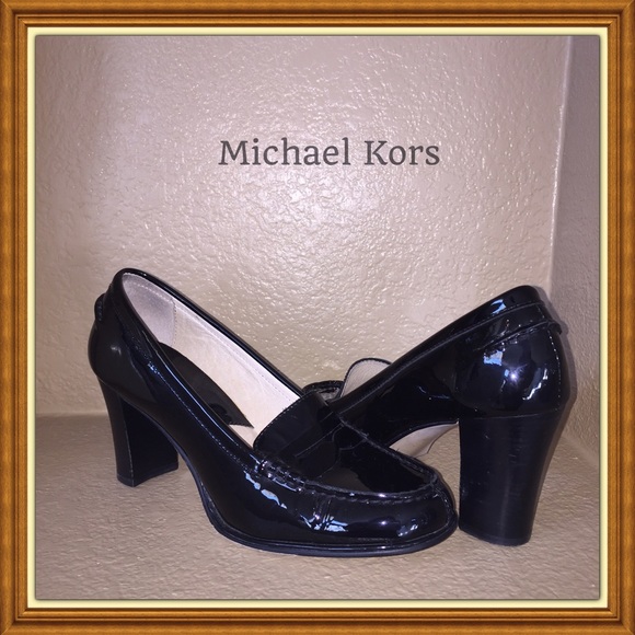 KORS Michael Kors Shoes - Michael Kors ❤️❤️❤️
