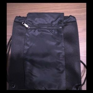 Lululemon cinch bag/backpack