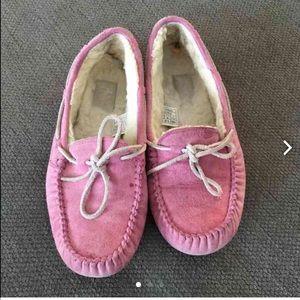 UGG BREAST CANCER SLIPPERS