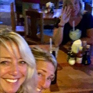 Meet your Posher, Pam