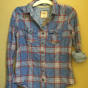 Women's plaid Hollister shirt