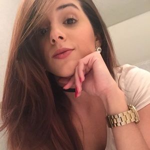 Meet your Posher, Andreina