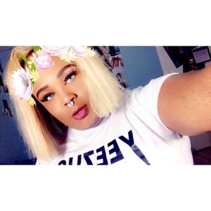 Meet your Posher, Priscilla