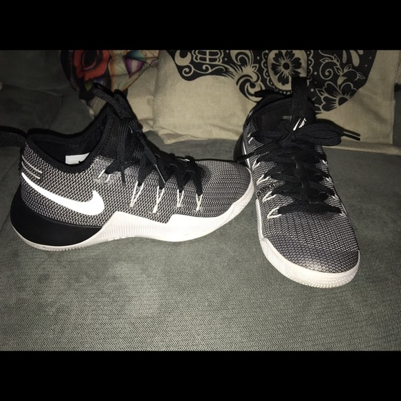 Nike hyper shift
