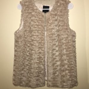 Faux fur Vest