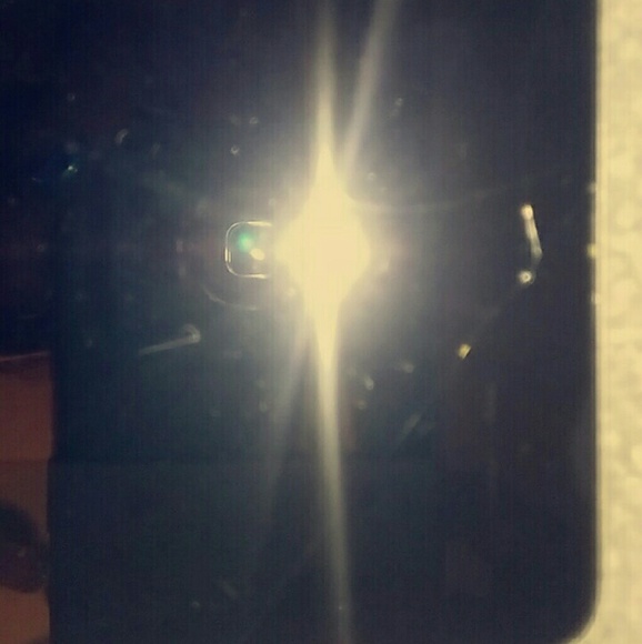 IPad - Picture 3 of 4