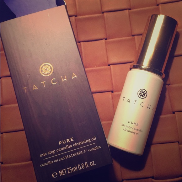 TATCHA - Pure One Step Camellia Cleansing Oil