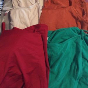 4 TANK TOPS. XXL, XL AND LARGE