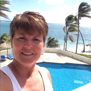 Meet your Posher, Anne