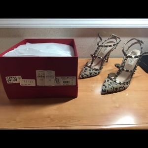 Valentino Slingback Pump in Leopard Valentino Slingback Pump in Leopard