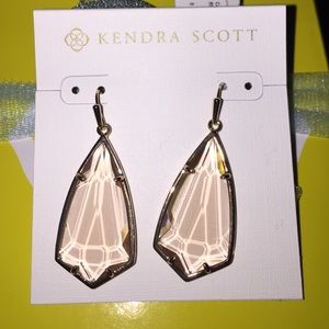 KENDRA SCOTT CARLA