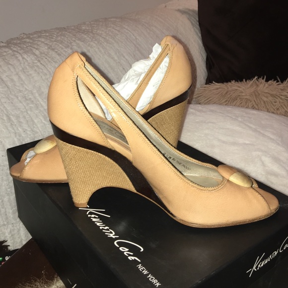 Kenneth Cole Shoes 👠