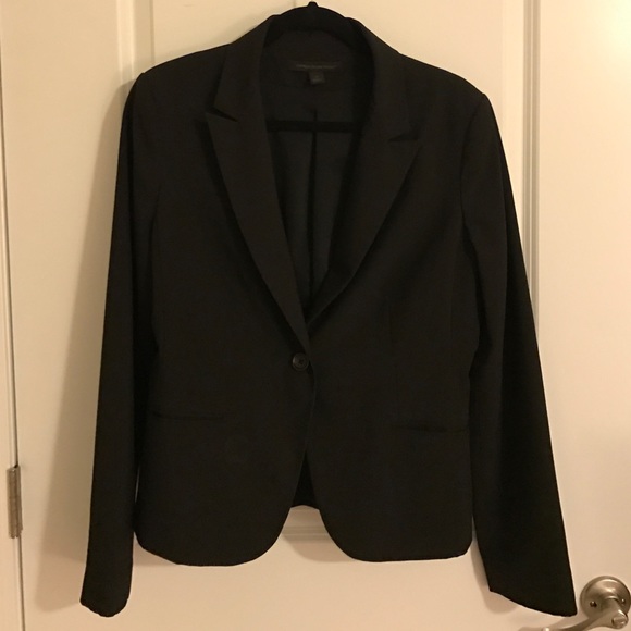 ❗️ CLEAN OUT ❗️Black Express blazer