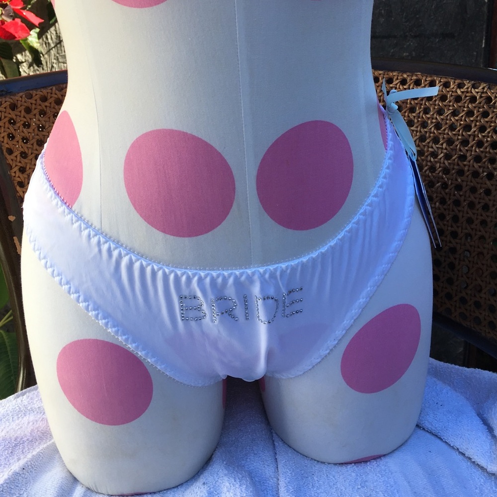 I do bridal Panty